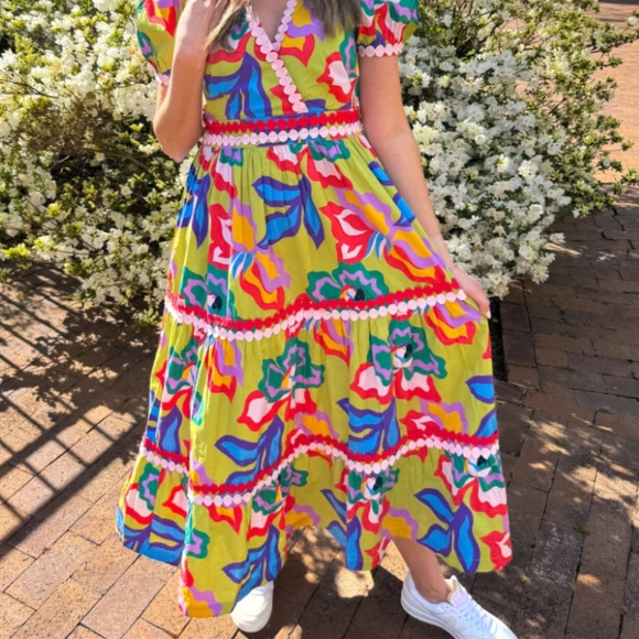 BRITON COURT gorgeous dress - Picture 3 of 3